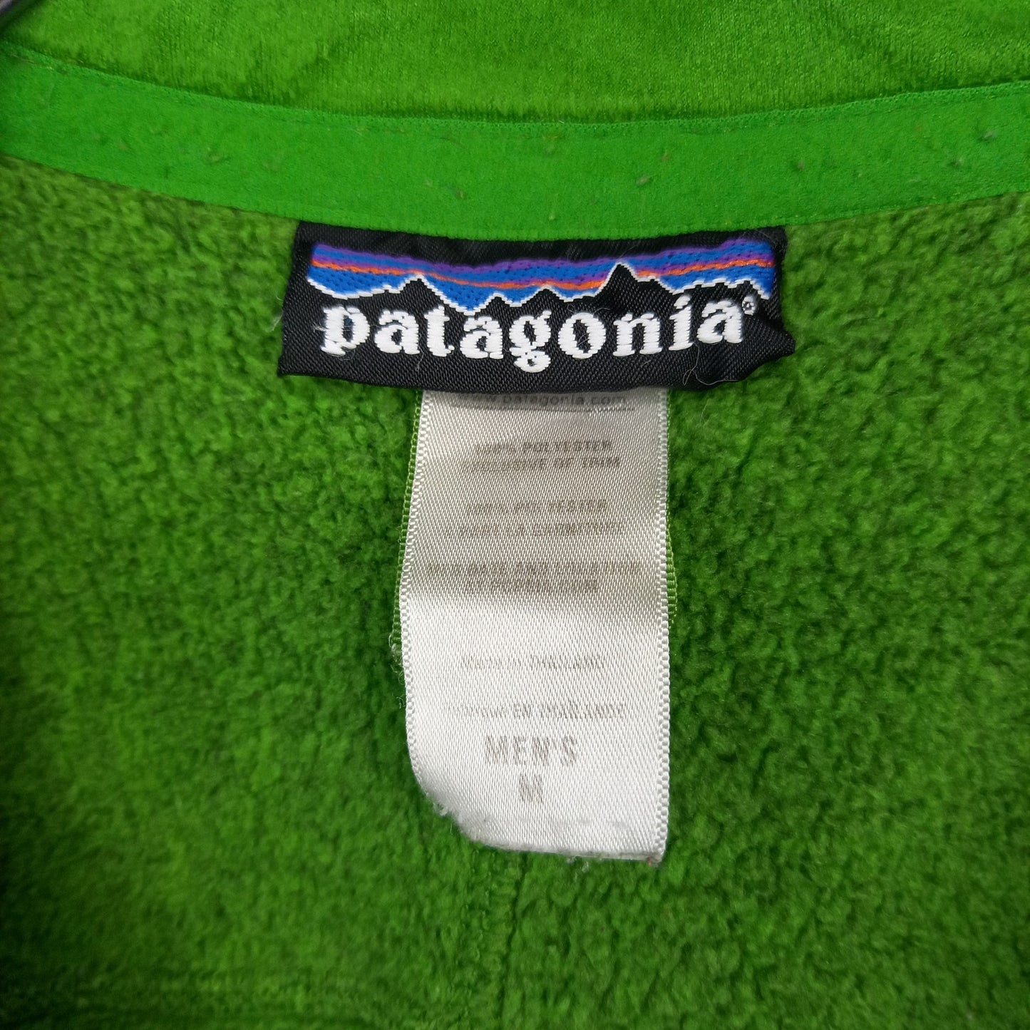 パタゴニア　ベターセーター　フリース　プルオーバー　裏起毛　廃盤　刺繍　黄緑　グリーン　M