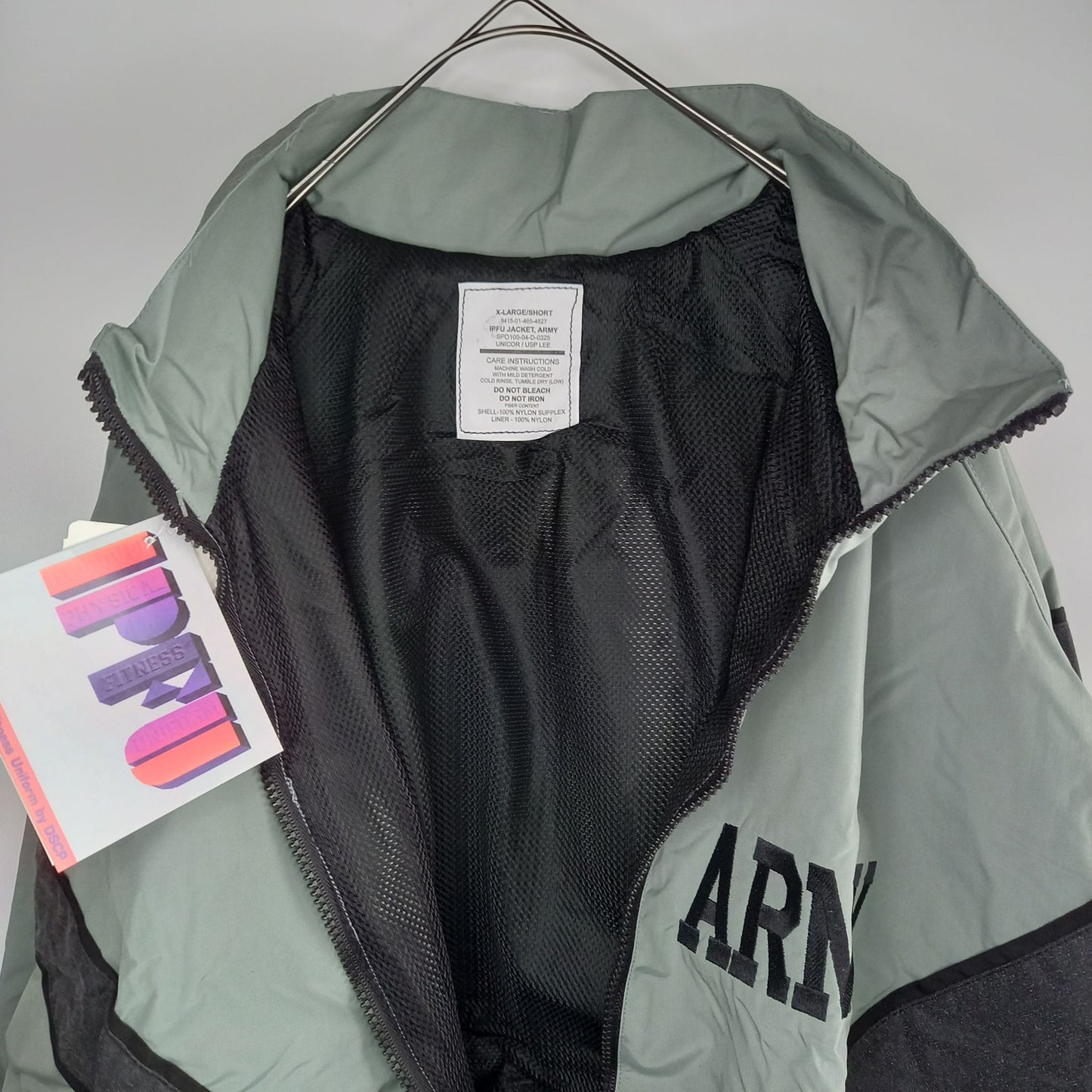 デッドストック USARMY IPFUトレーニングジャケット XL-S